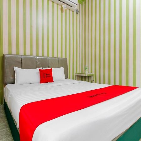 Oyo 2186 Esbe Hotel Syariah Tanjung Pandan Exterior foto