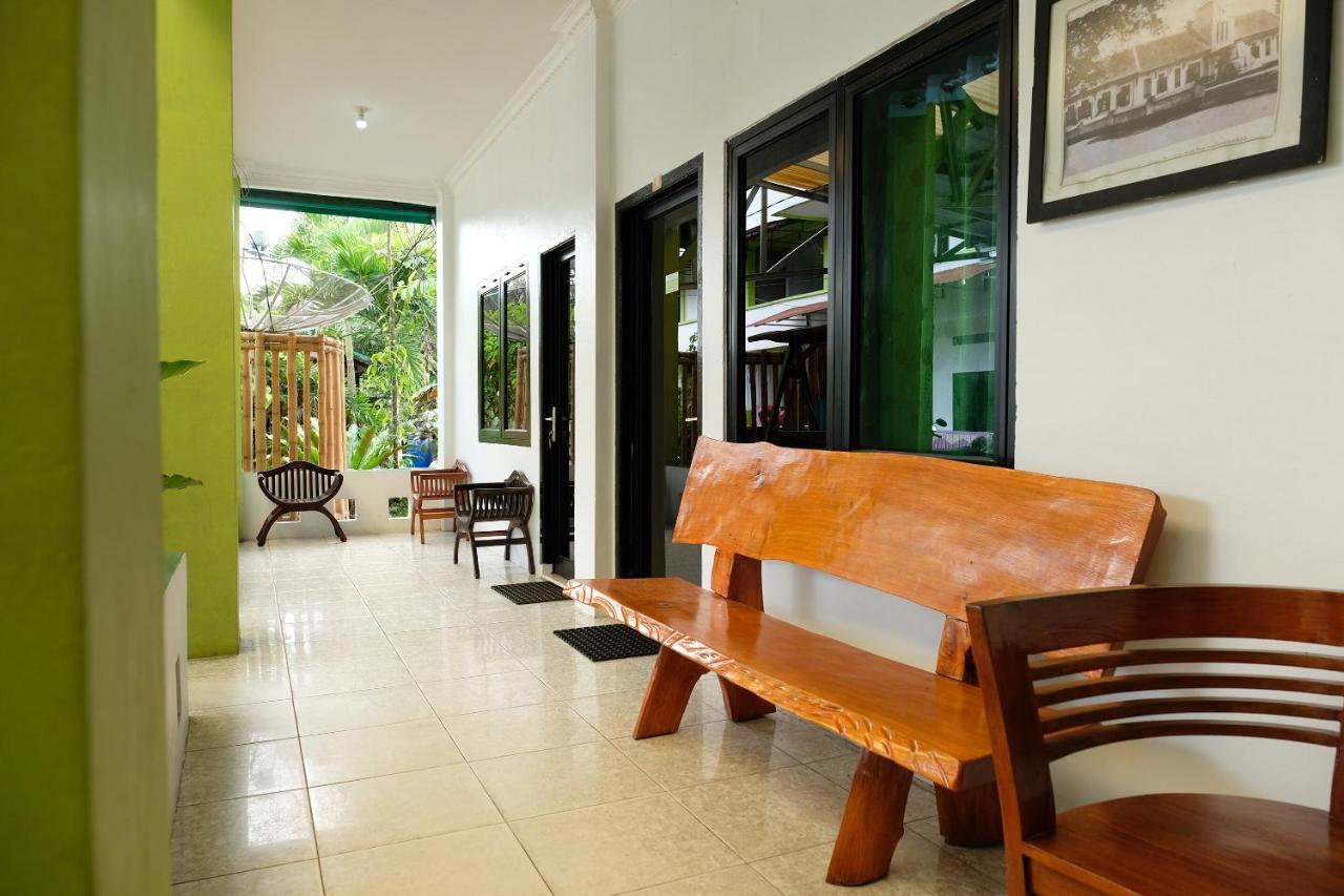 Oyo 2186 Esbe Hotel Syariah Tanjung Pandan Exterior foto